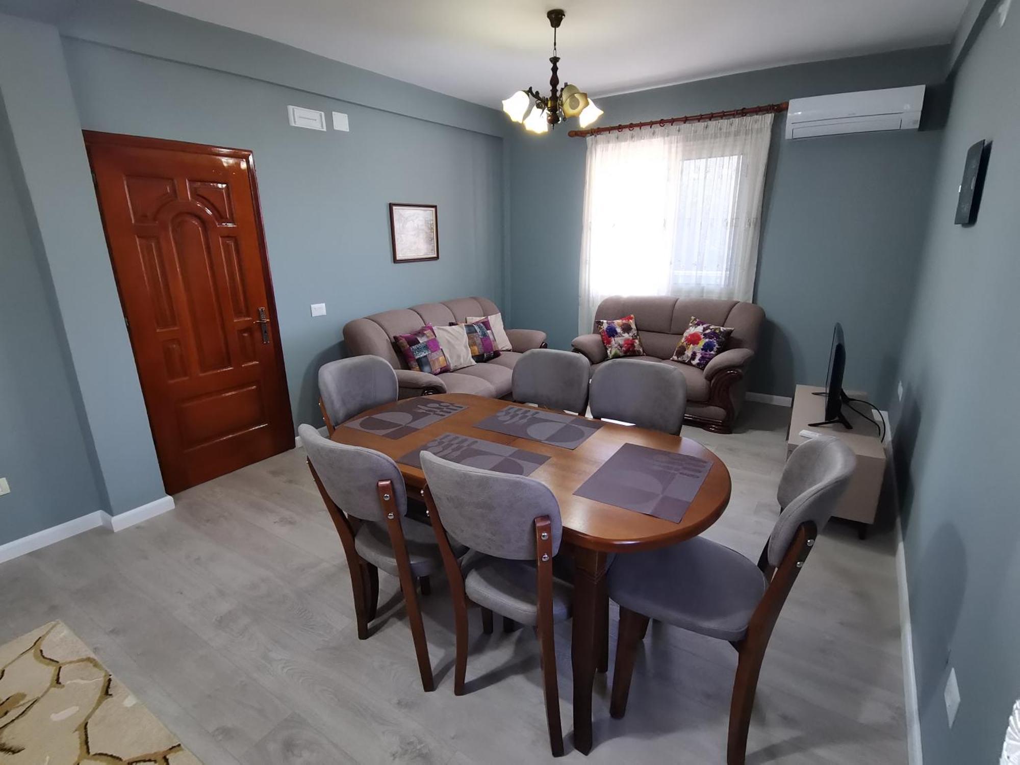 Leatis Apartment Дуррес Екстер'єр фото